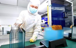 屏心科技 江西芯屏显示科技取得手机屏幕测试用恒温恒湿试验箱专利，方便工作人员快速通过工具夹将手机屏幕进行出料