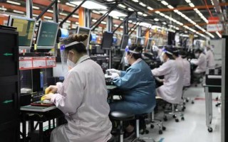 上海捷普科技车间图片 复产按下“快进键” 优良习惯没有丢 ——探访捷普科技(上海)有限公司